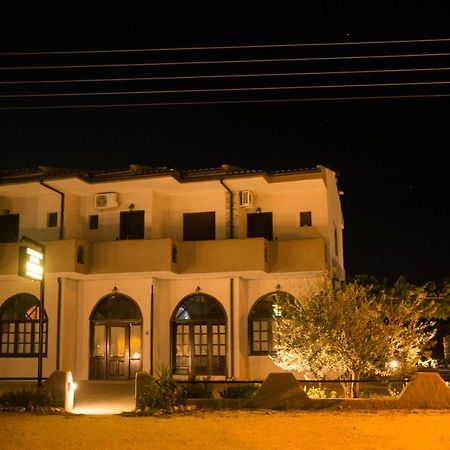 Palm Tree Apartments プサコウディア エクステリア 写真